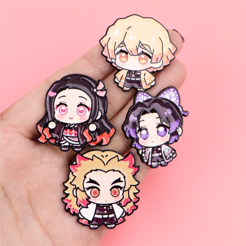 دبابيس وشارات وبروشات مينا بتص - مراجعة Cosplay Prop Bag وسعره